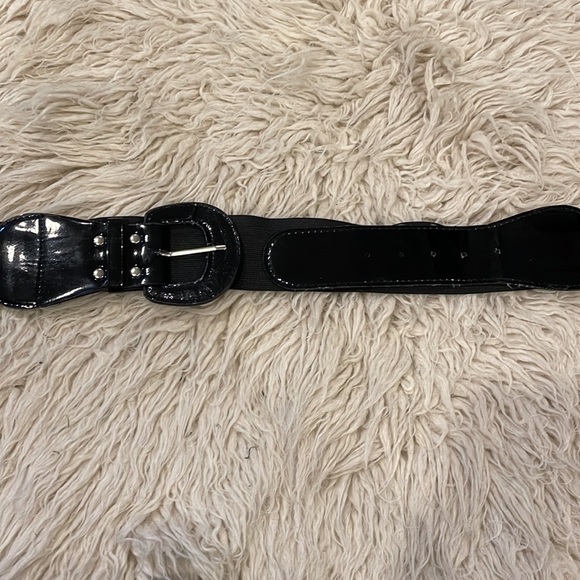 Elastic pleather black belt - Picture 4 of 5